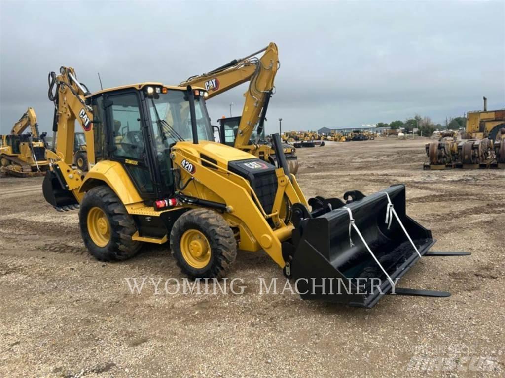 CAT 420 Buldoexcavatoare