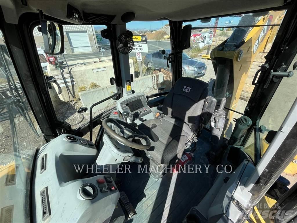 CAT 420 Buldoexcavatoare