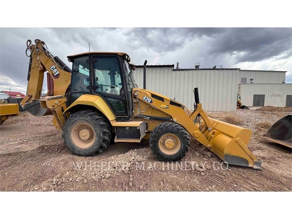 CAT 420 Buldoexcavatoare