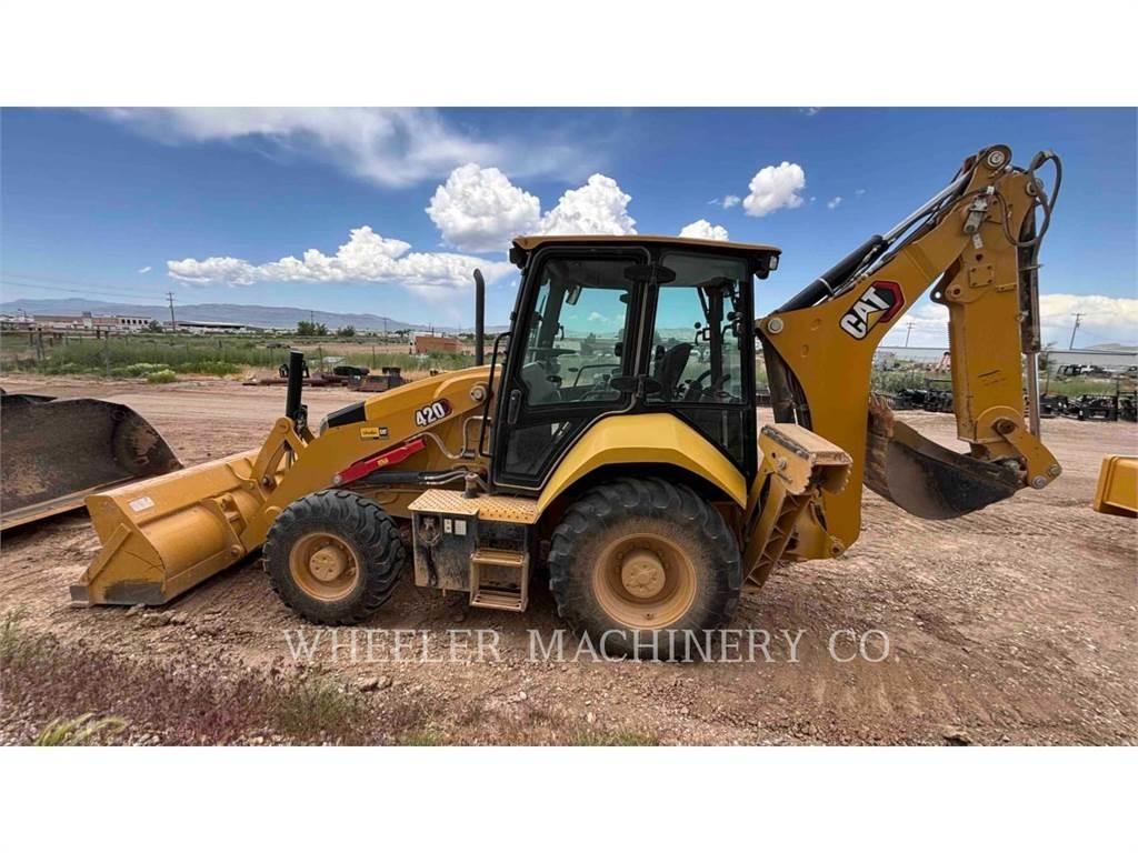 CAT 420 Buldoexcavatoare
