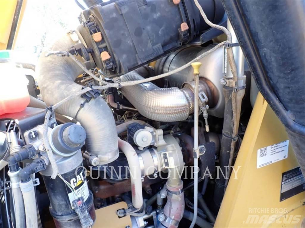 CAT 420 Buldoexcavatoare