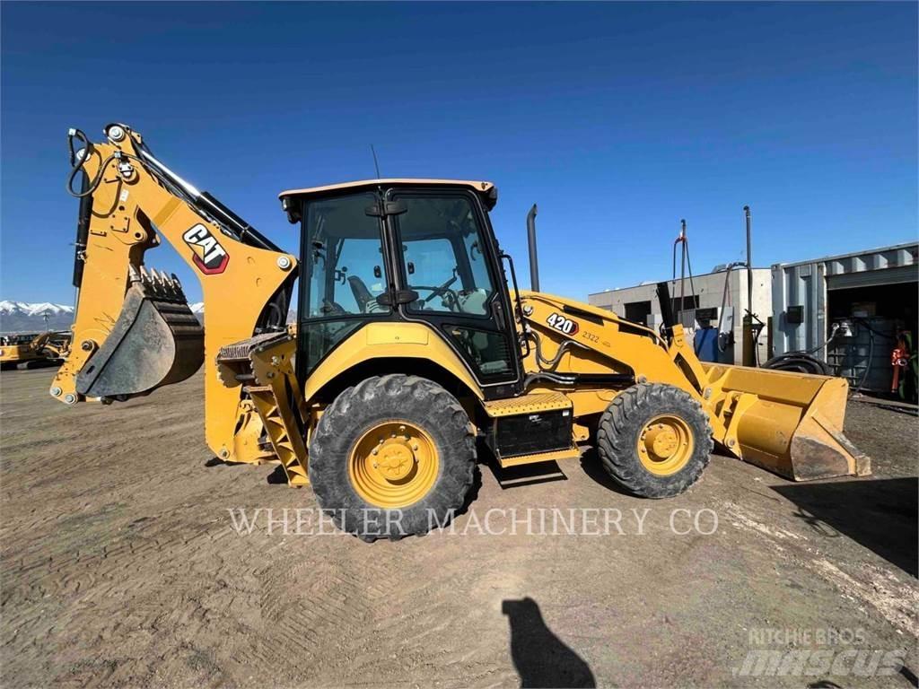 CAT 420 Buldoexcavatoare