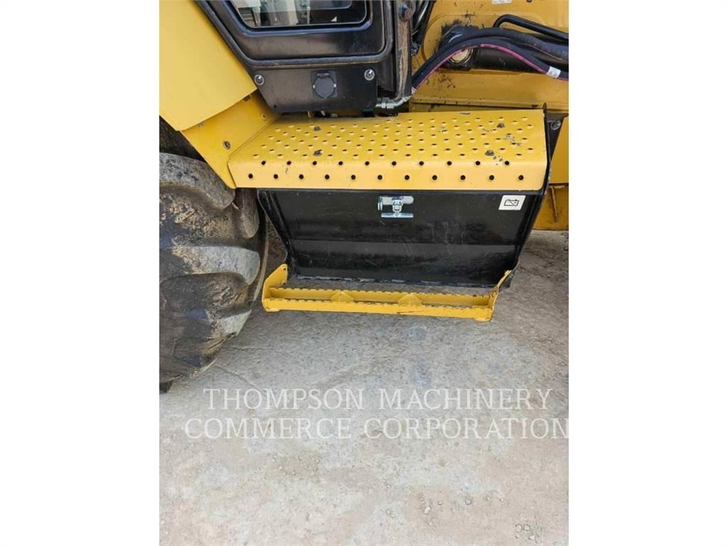 CAT 420 Buldoexcavatoare