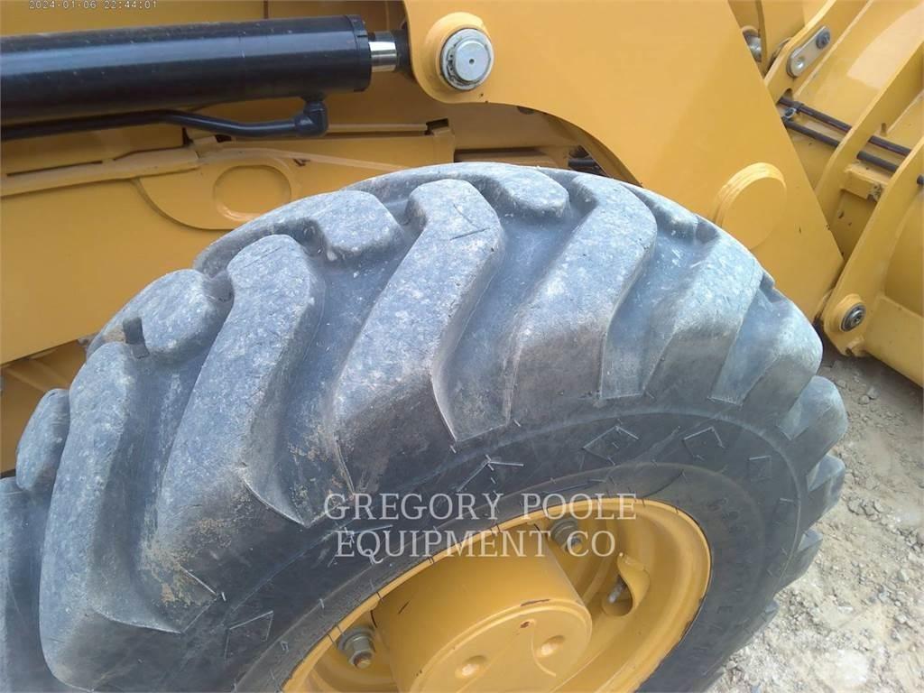 CAT 420-07 Buldoexcavatoare