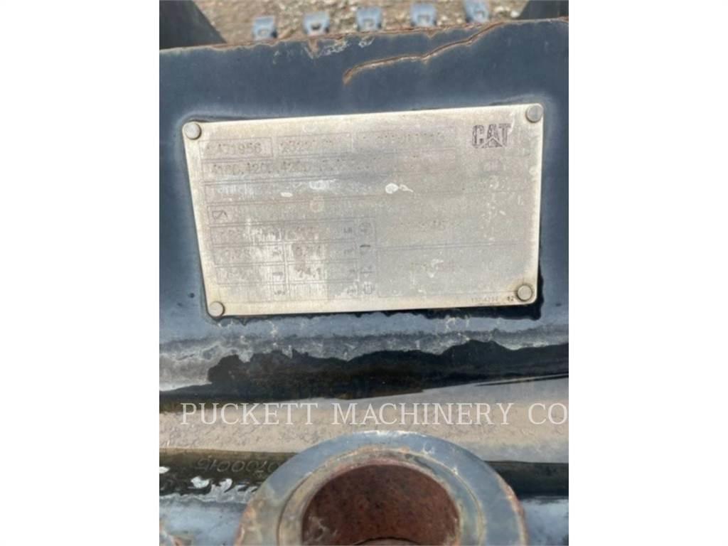 CAT 420 24 HC BUCKET Pistoane