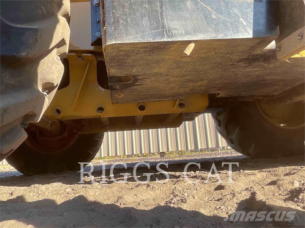 CAT 420 4AEM Buldoexcavatoare