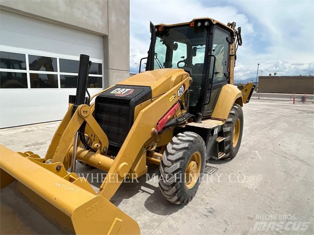 CAT 420 CF Buldoexcavatoare