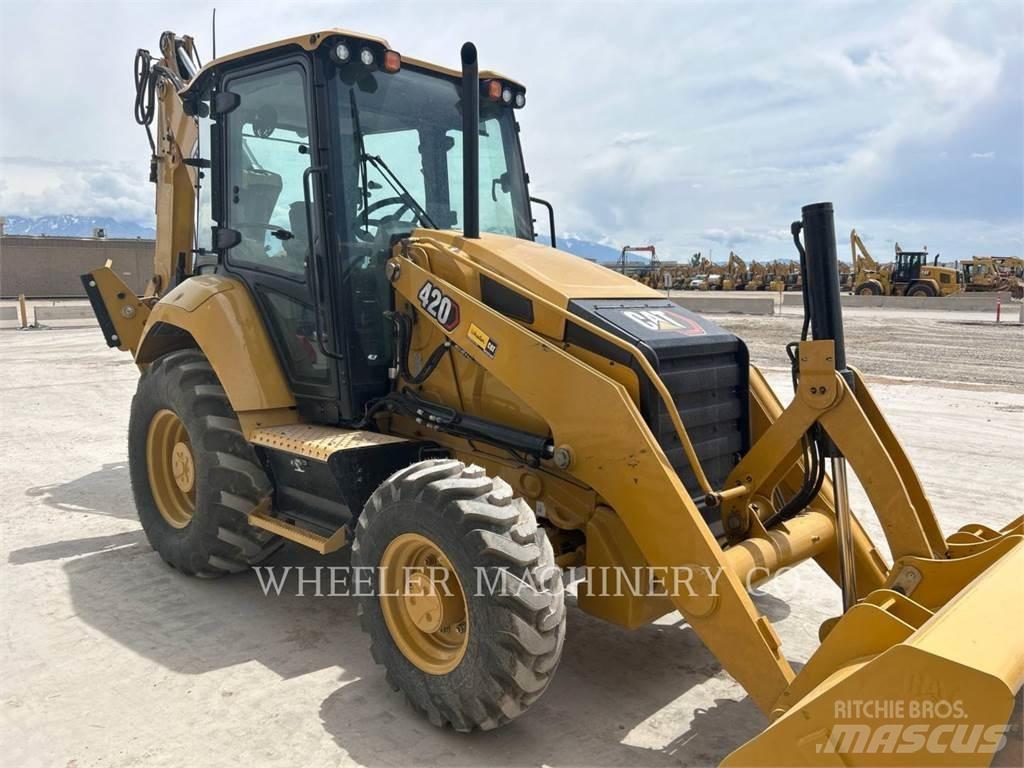 CAT 420 CF Buldoexcavatoare