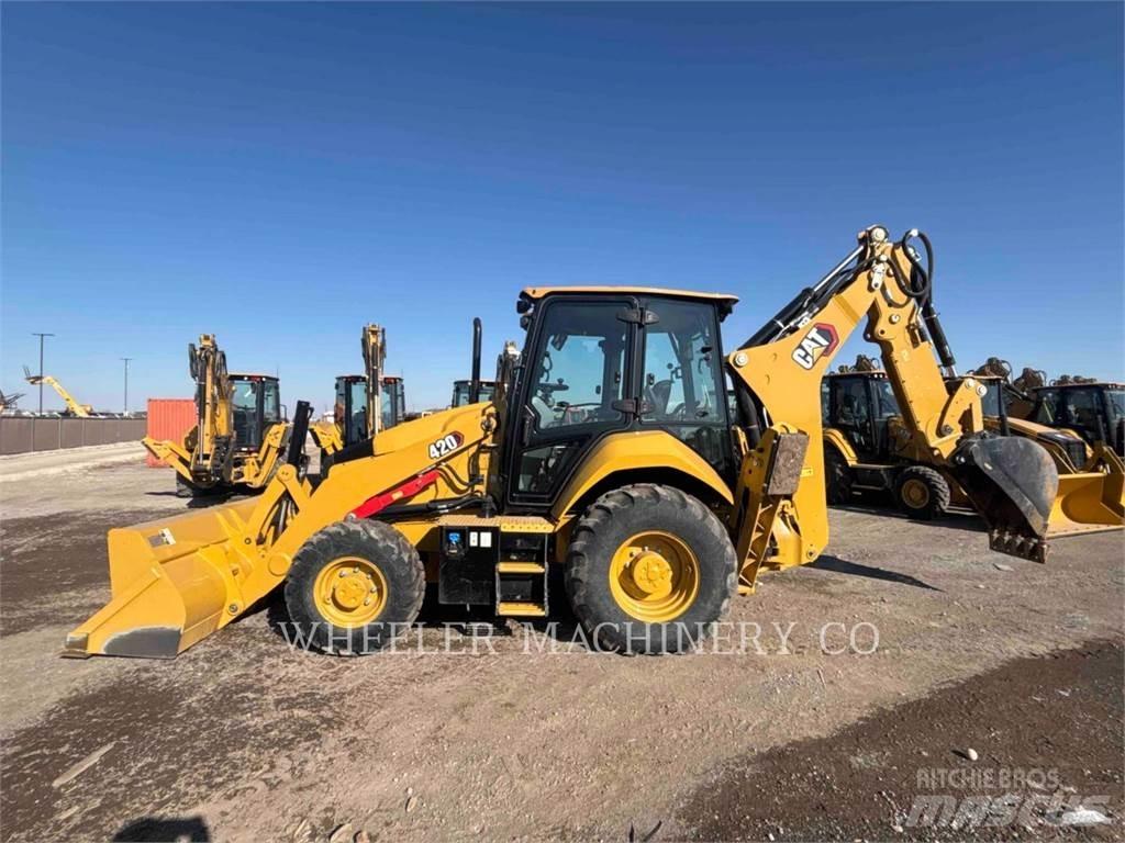 CAT 420 CF Buldoexcavatoare