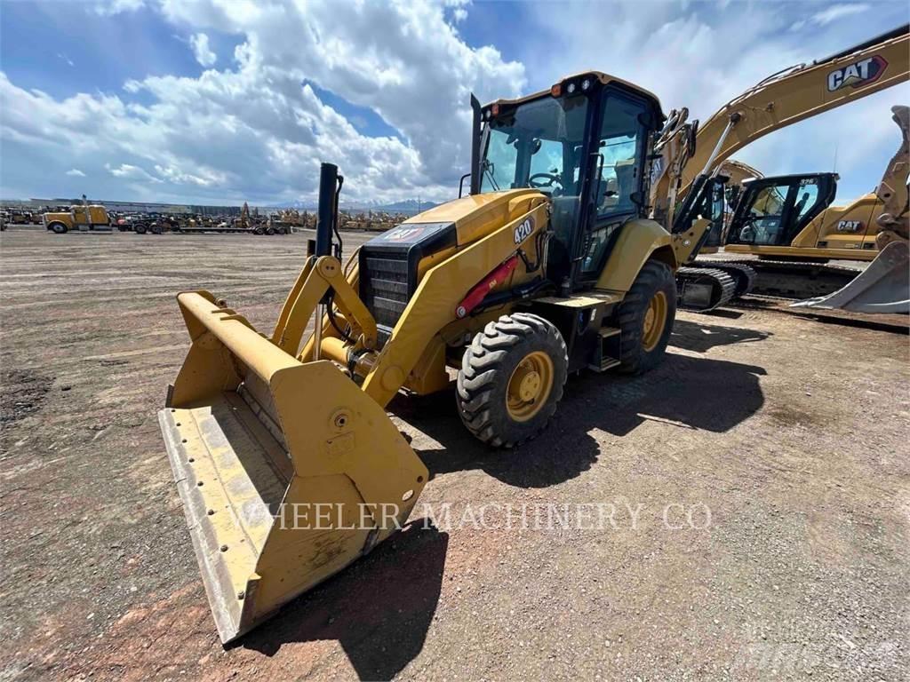 CAT 420 CF Buldoexcavatoare