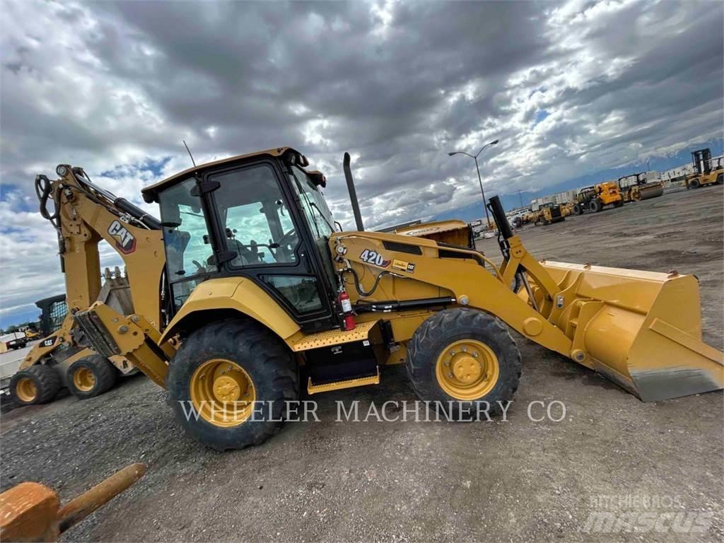 CAT 420 CF Buldoexcavatoare