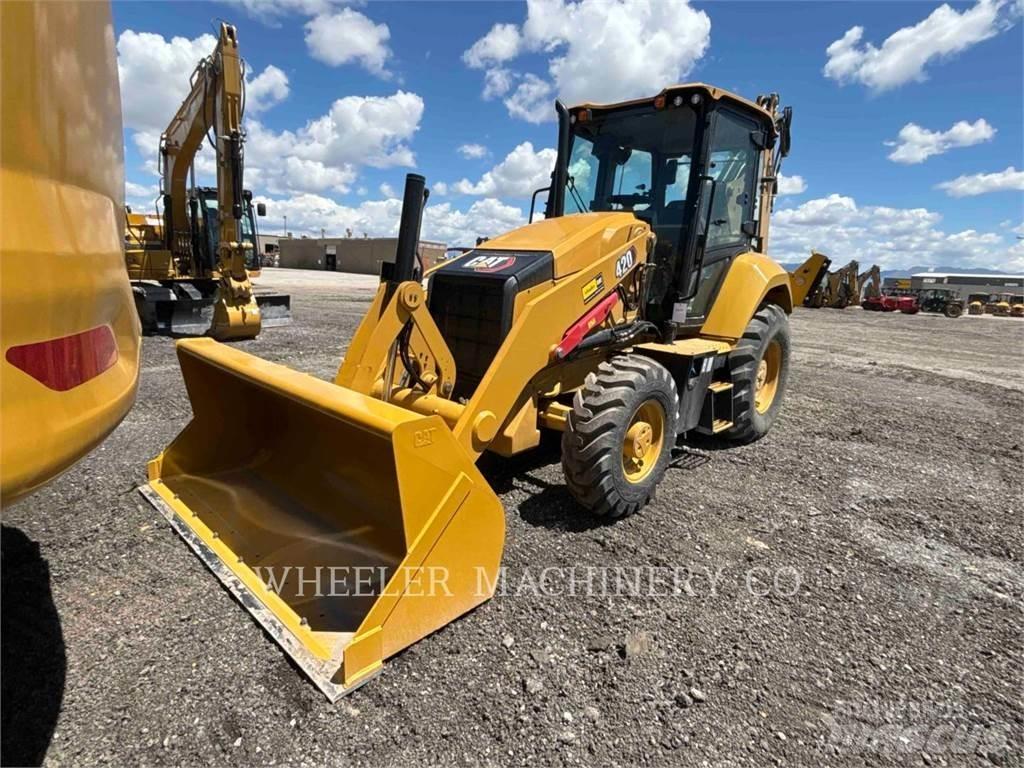 CAT 420 CF Buldoexcavatoare