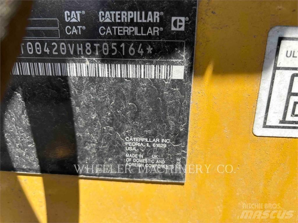 CAT 420 CF Buldoexcavatoare