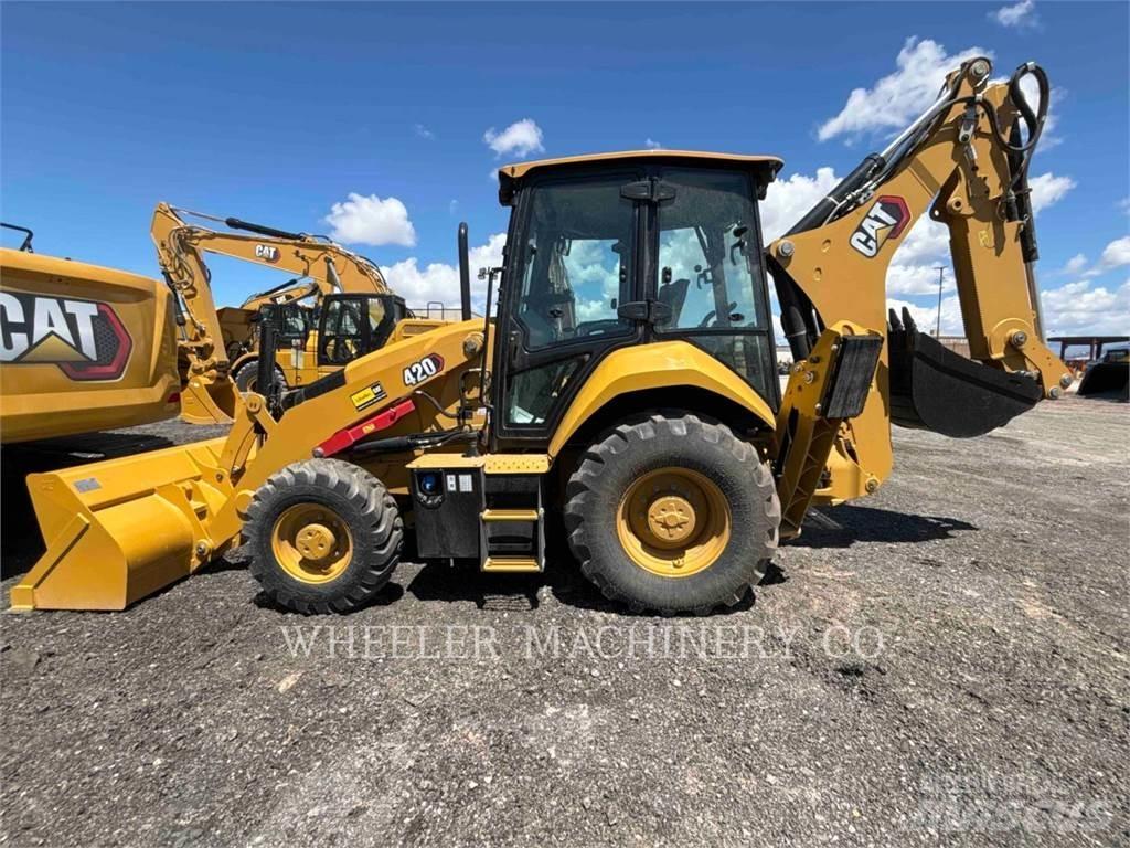 CAT 420 CF Buldoexcavatoare