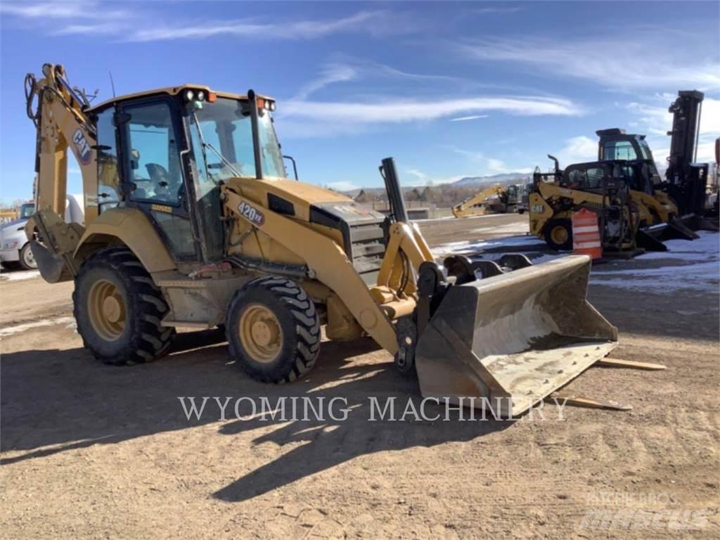 CAT 420 XE Buldoexcavatoare