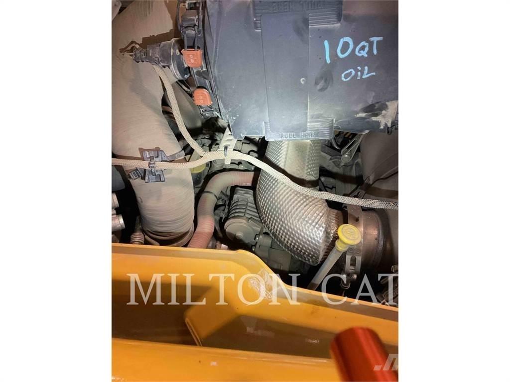 CAT 420 XE Buldoexcavatoare