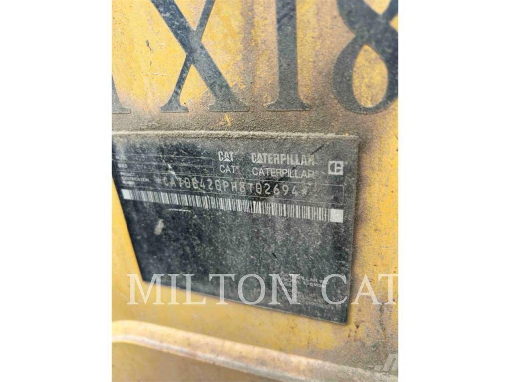 CAT 42007 Buldoexcavatoare