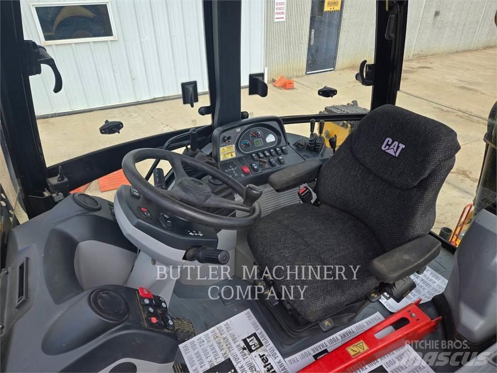 CAT 420F Buldoexcavatoare