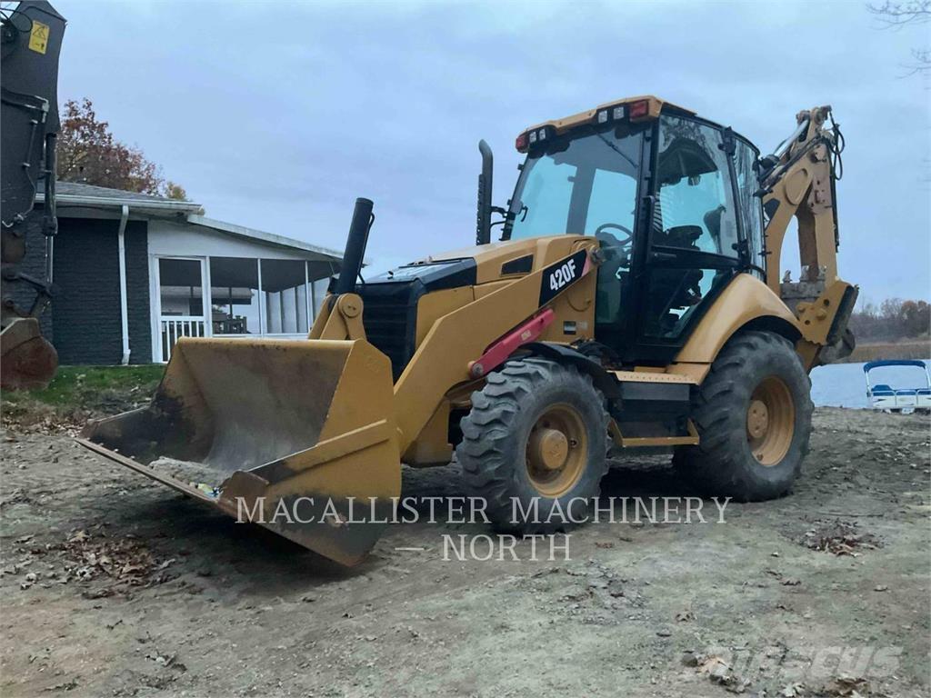 CAT 420F A Buldoexcavatoare