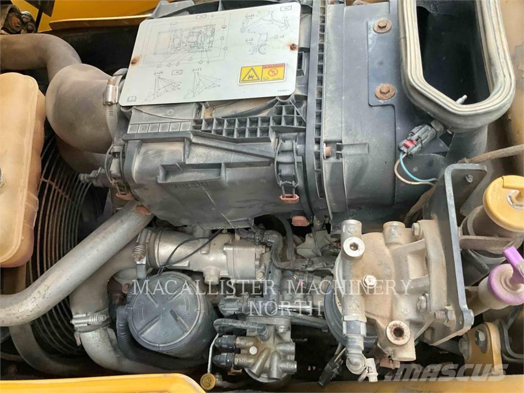 CAT 420F A Buldoexcavatoare