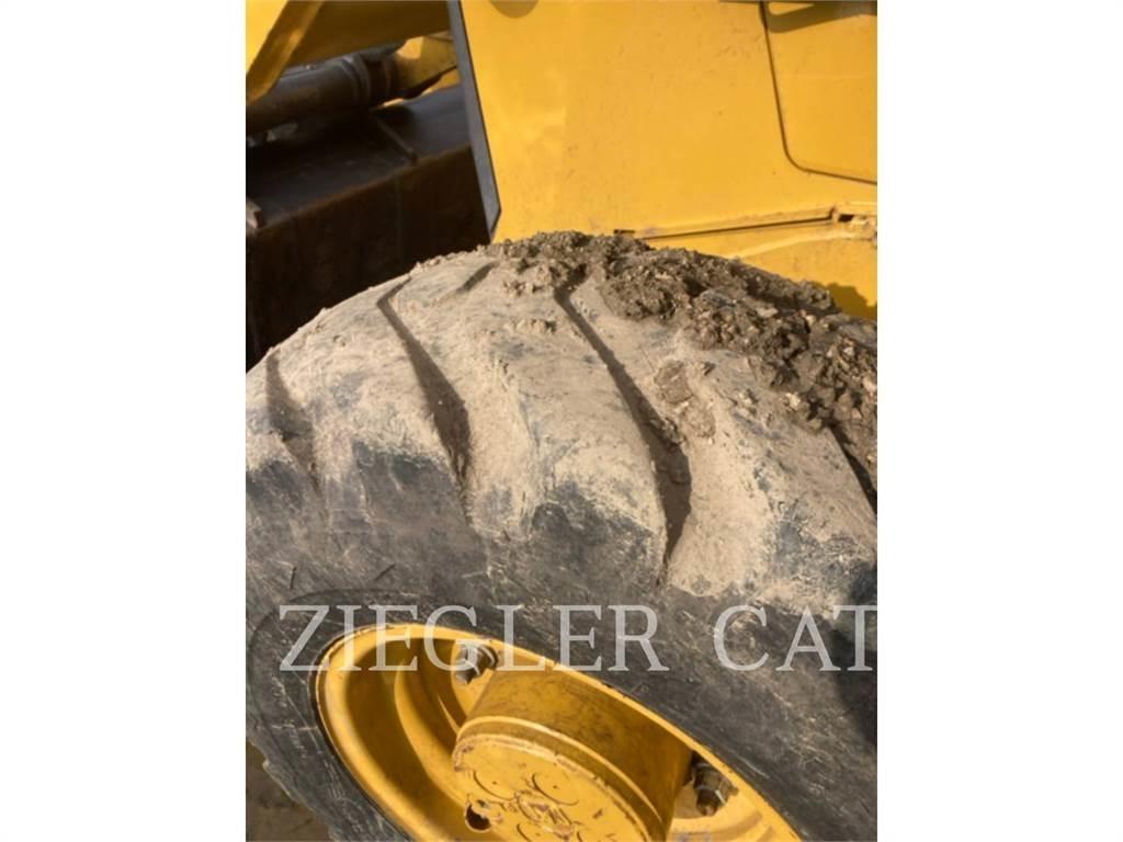 CAT 420F2 Buldoexcavatoare