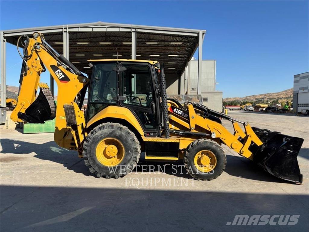 CAT 420F2 Buldoexcavatoare