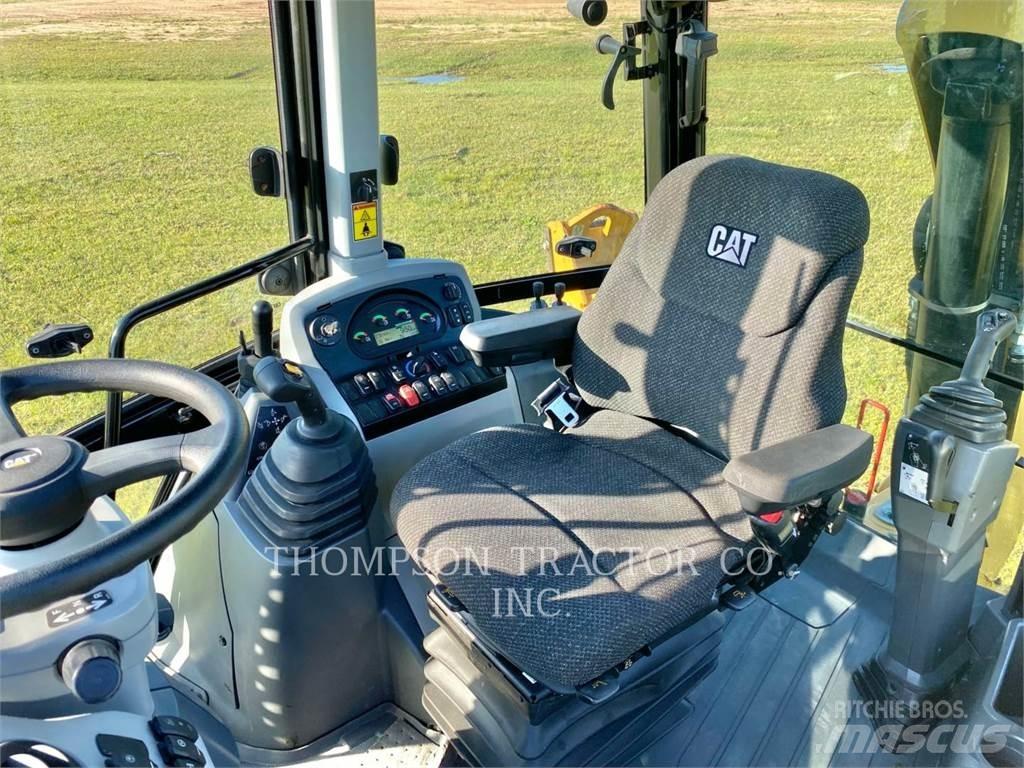 CAT 420F2 Buldoexcavatoare