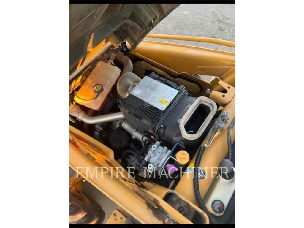CAT 420F2 4EO Buldoexcavatoare