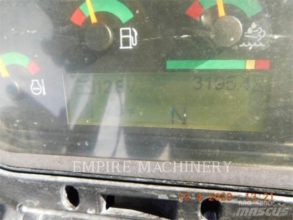CAT 420F2 4EO Buldoexcavatoare