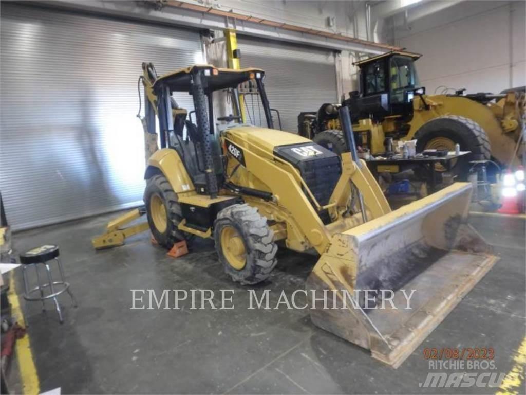 CAT 420F2 4EO Buldoexcavatoare
