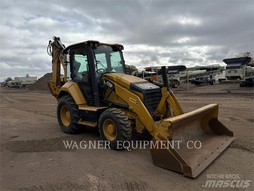 CAT 420F2 4WDE Buldoexcavatoare