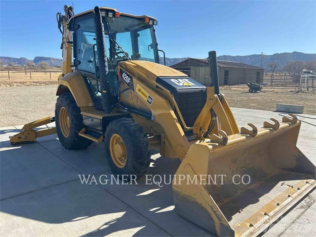 CAT 420F2 4WDE Buldoexcavatoare