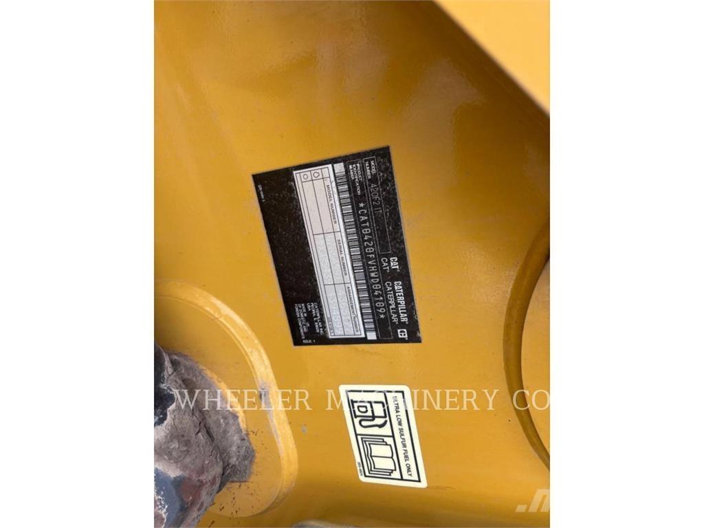CAT 420F2 ITCF Buldoexcavatoare