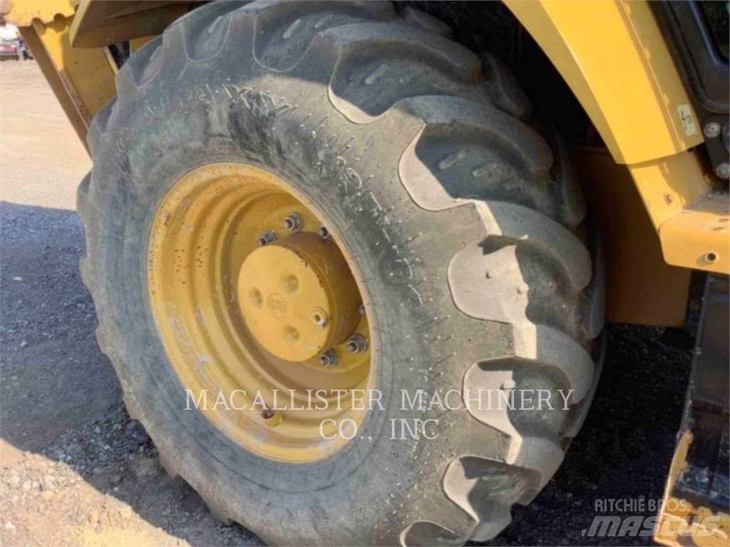 CAT 420F2IT Buldoexcavatoare