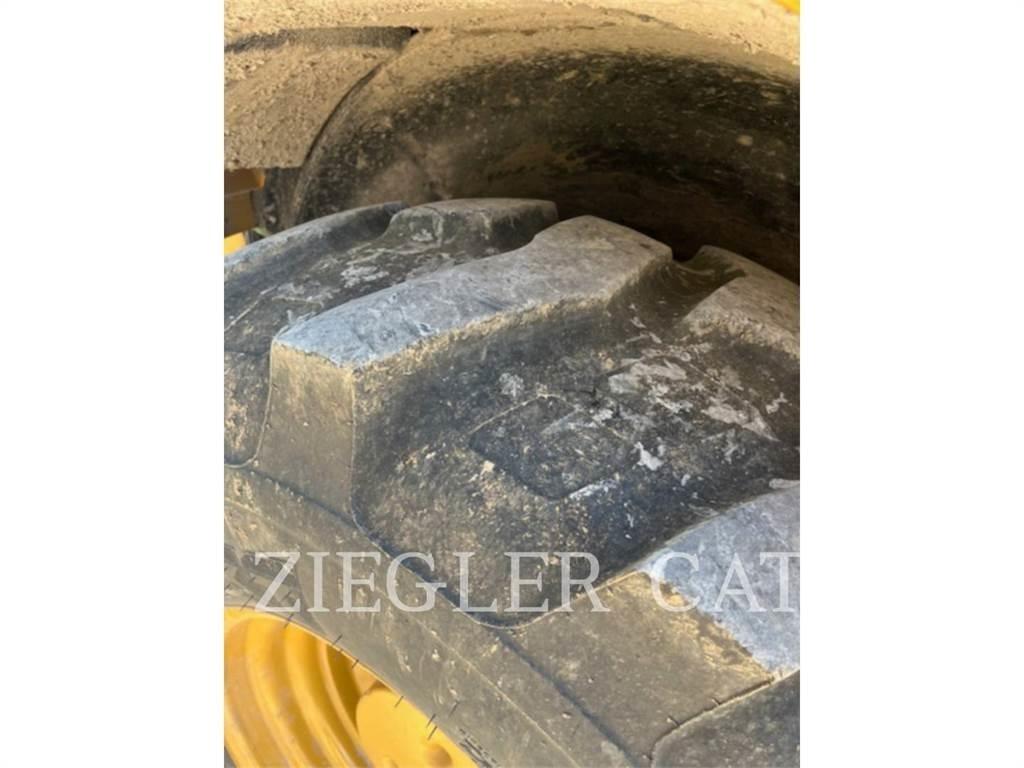 CAT 420F2IT Buldoexcavatoare