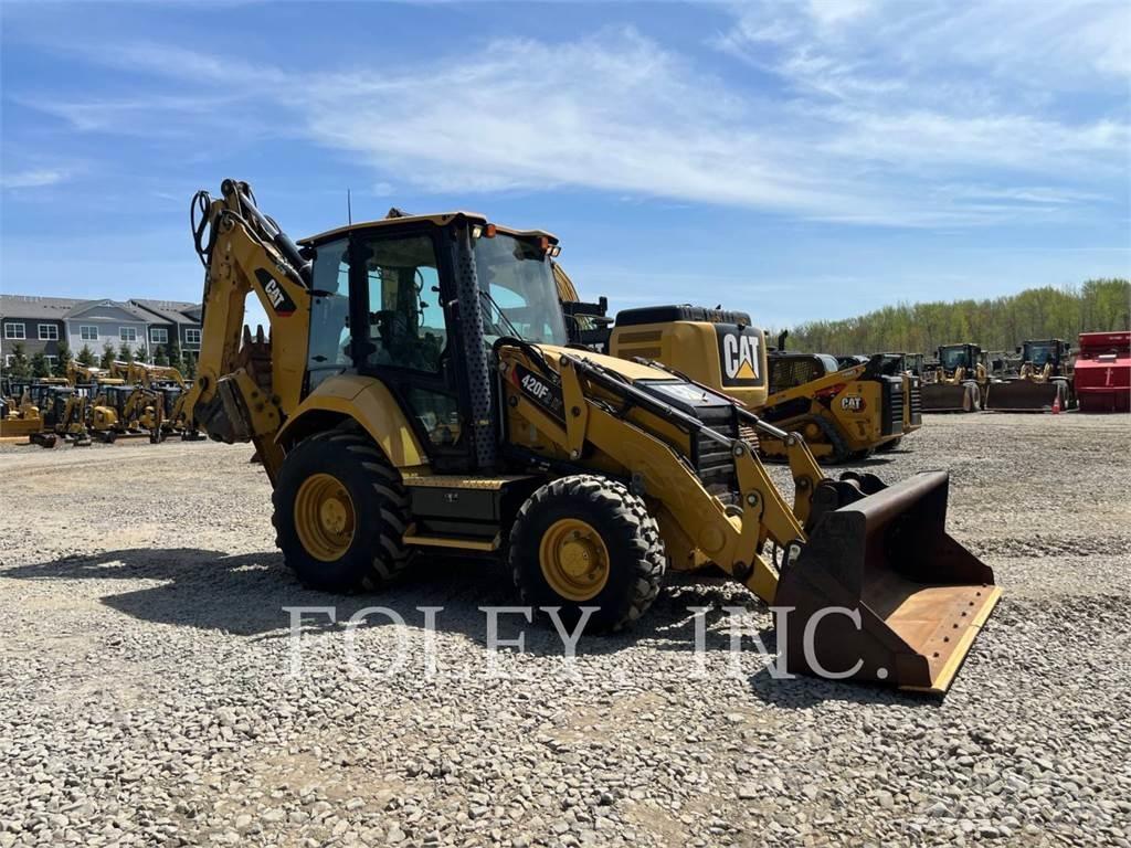 CAT 420F2IT Buldoexcavatoare