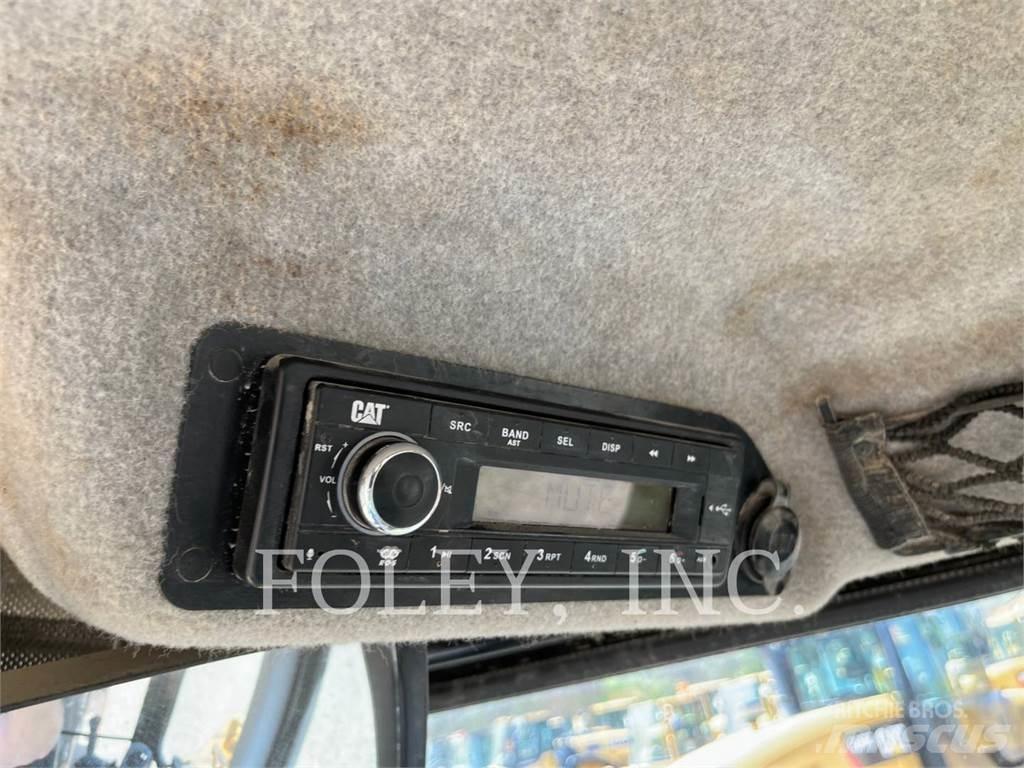 CAT 420F2IT Buldoexcavatoare