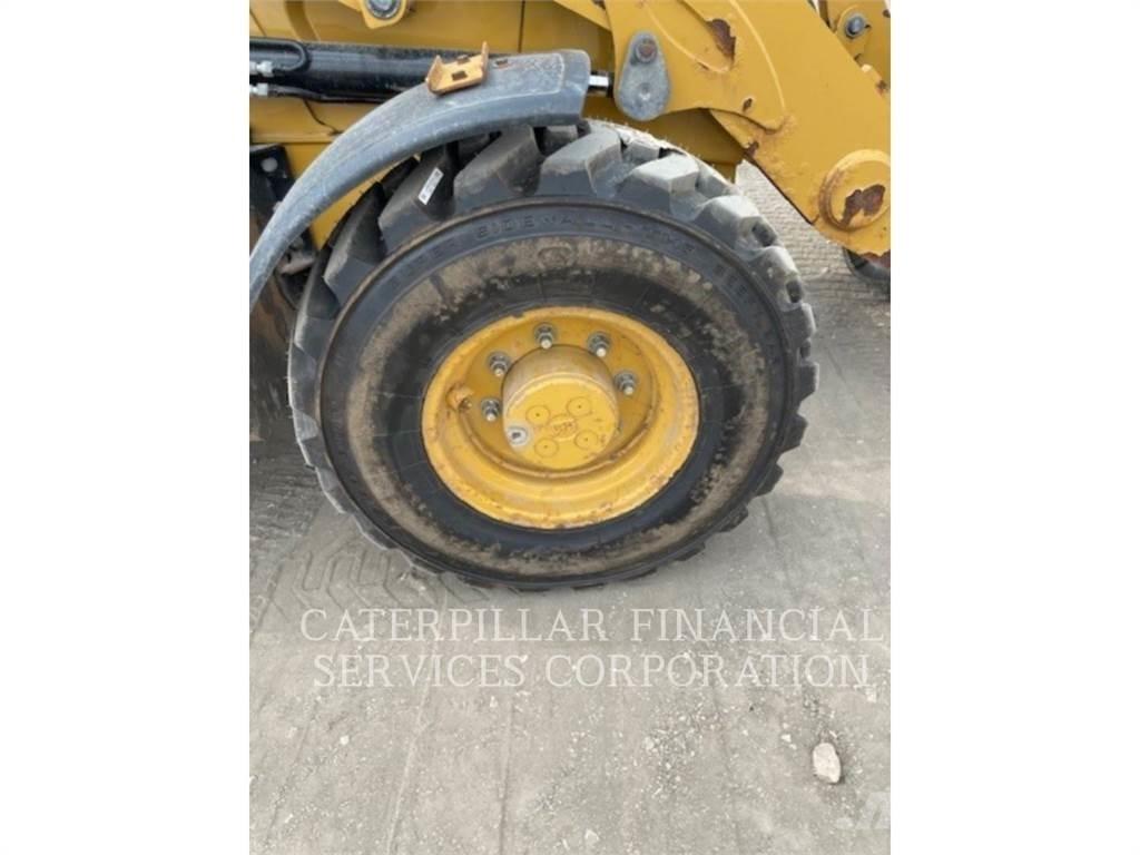 CAT 420F2IT Buldoexcavatoare