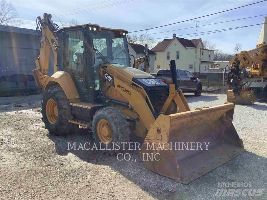 CAT 420F2ST Buldoexcavatoare