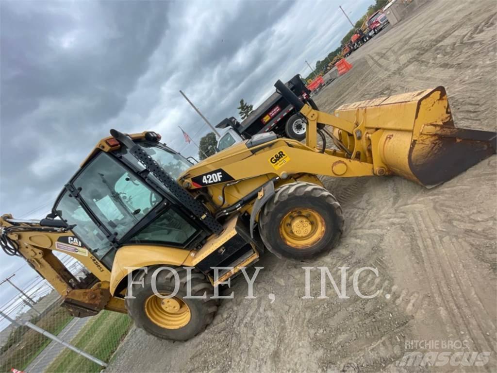 CAT 420FST Buldoexcavatoare