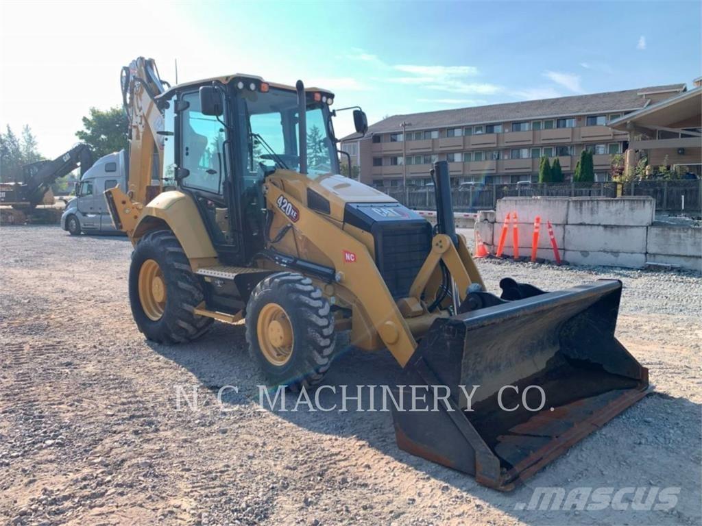 CAT 420XE Buldoexcavatoare