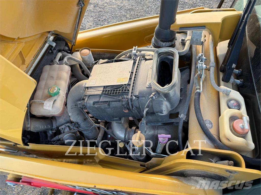 CAT 420XE Buldoexcavatoare