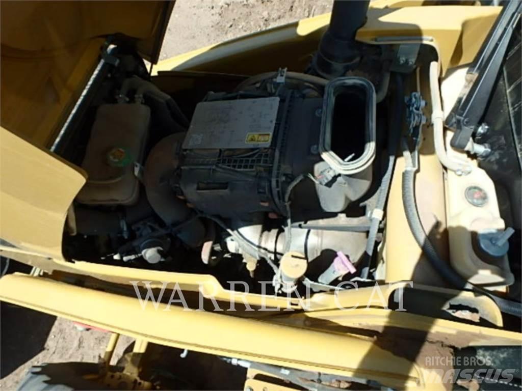 CAT 420XE AE4T Buldoexcavatoare