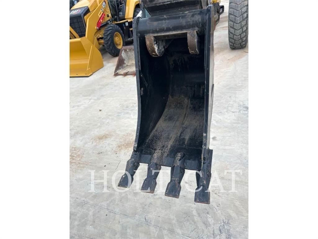 CAT 420XE IT4S Elevatoare