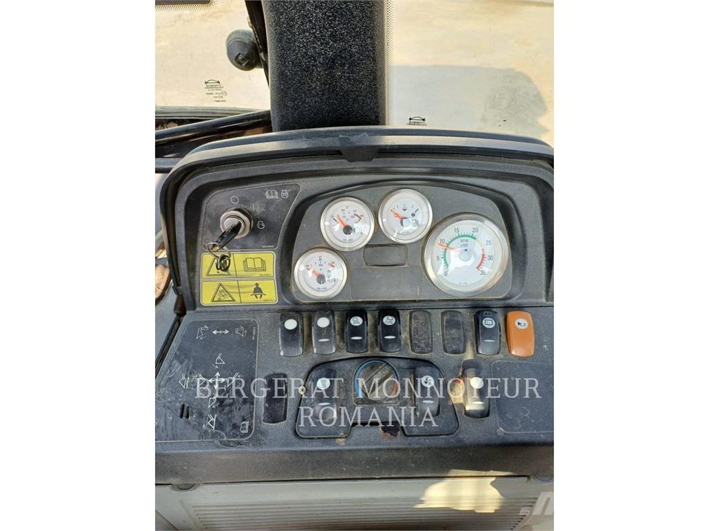 CAT 422E Buldoexcavatoare