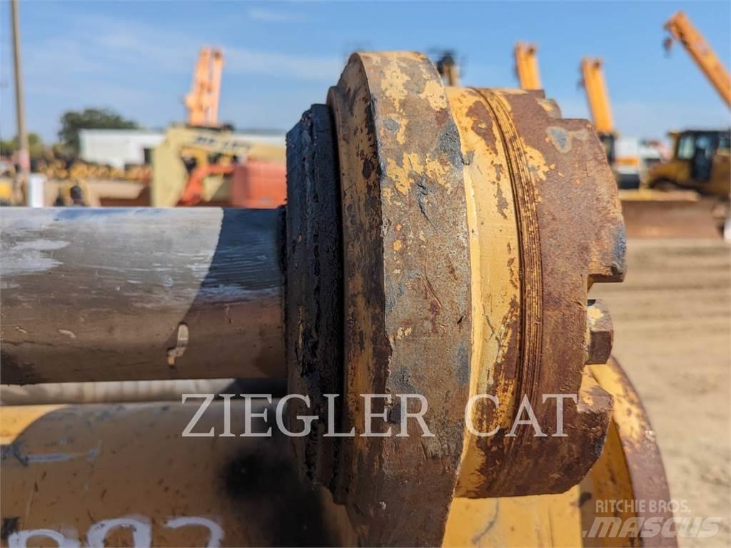 CAT 42DB Pistoane