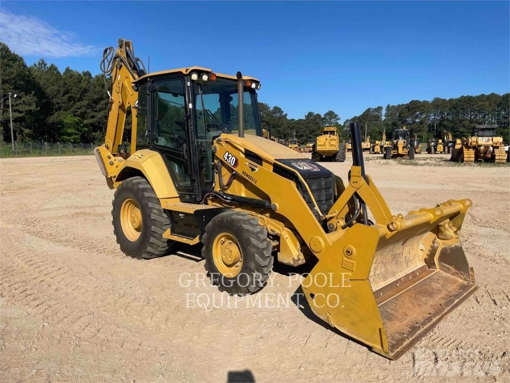 CAT 43007 Buldoexcavatoare