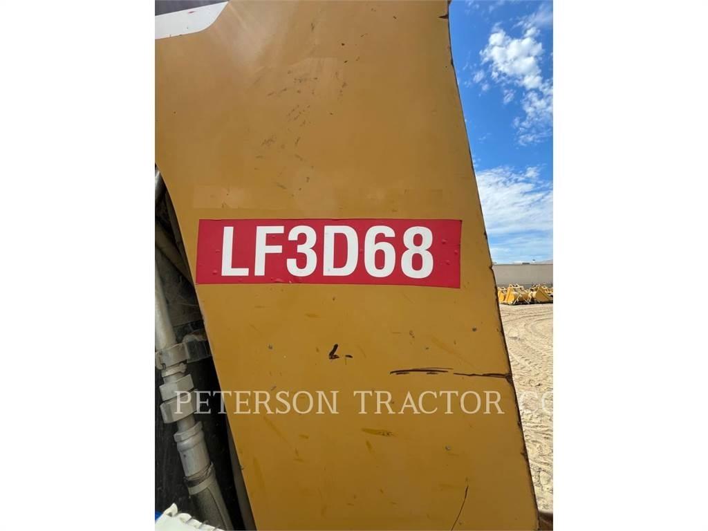 CAT 430F Buldoexcavatoare