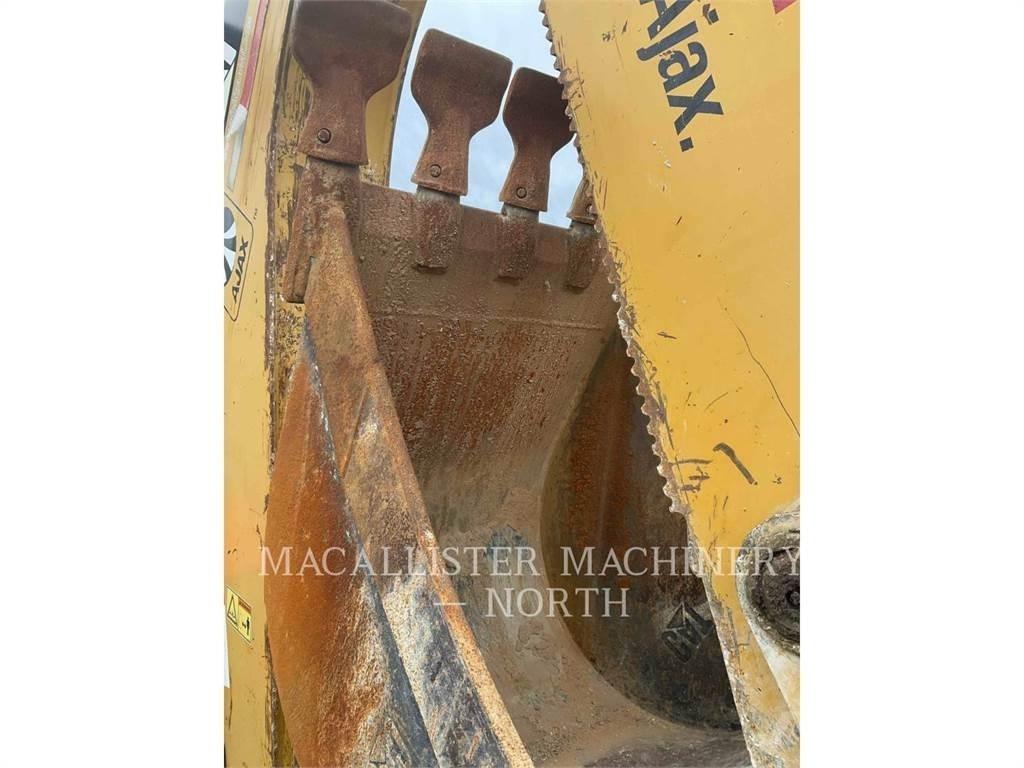 CAT 430F + Buldoexcavatoare