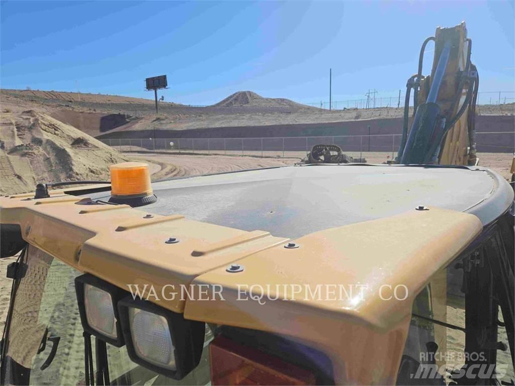 CAT 430F 4WD Buldoexcavatoare
